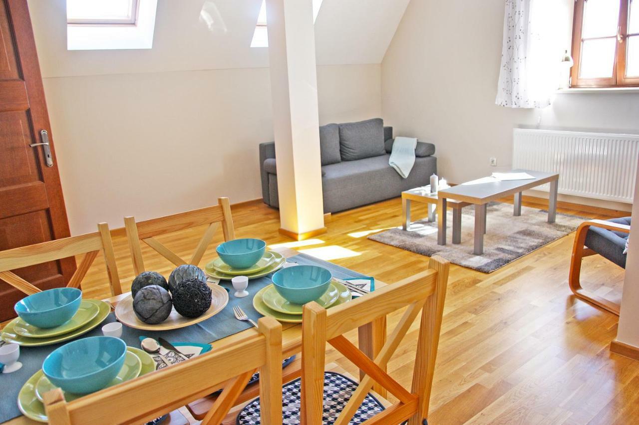 Apartament Na Starym Dworcu โกจัลโควิเซ-เซดรอย ภายนอก รูปภาพ