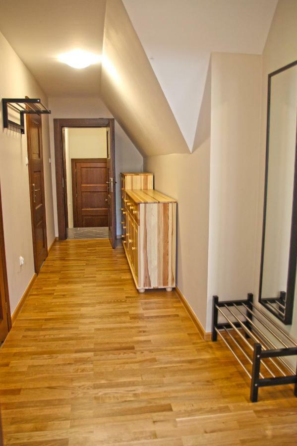 Apartament Na Starym Dworcu โกจัลโควิเซ-เซดรอย ภายนอก รูปภาพ