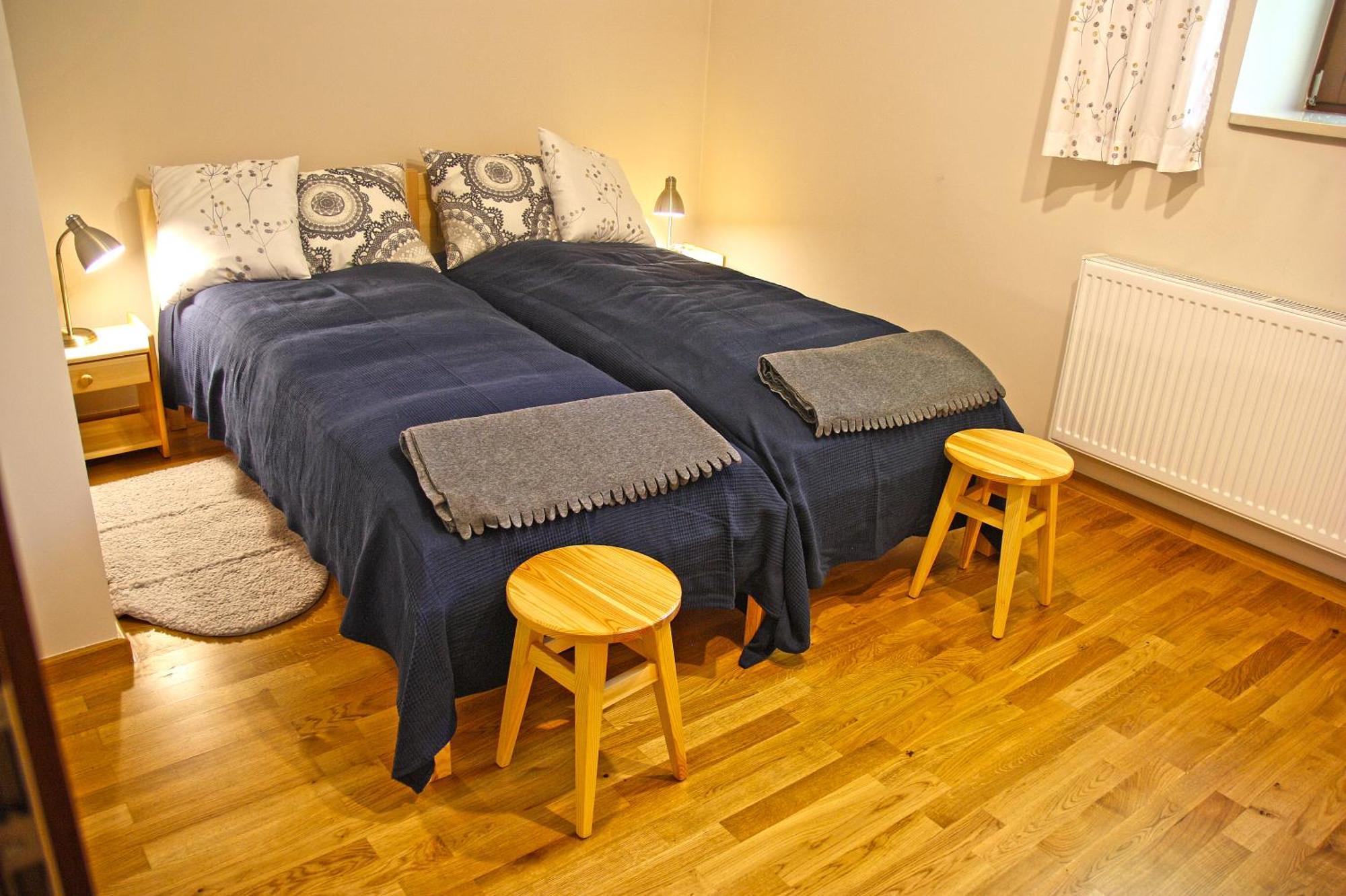Apartament Na Starym Dworcu โกจัลโควิเซ-เซดรอย ภายนอก รูปภาพ