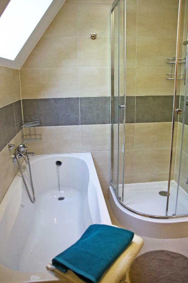 Apartament Na Starym Dworcu โกจัลโควิเซ-เซดรอย ภายนอก รูปภาพ